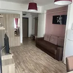 Ionut Summerland Apartments Mamaia